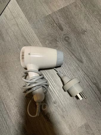 hair dryer 1