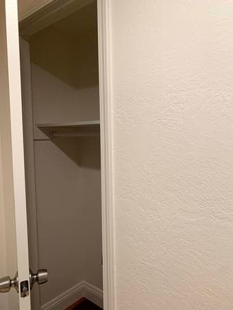 Private Room in Walking distance to Redwood City Campus 3