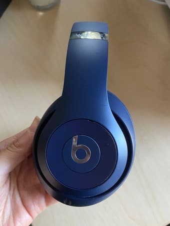 Beats Studio 3 wireless headphone - Navy Blue 2