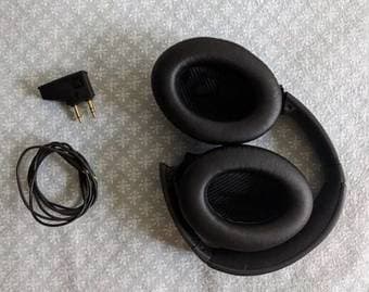 Bose QC 35 Noise Cancelling Wireless Headphones - Black 4