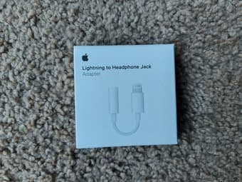 Headphone jack and targus adaptor 1