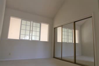 Beautiful gated condo with cathedral ceiling 4