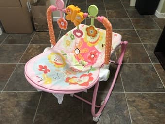 Baby stuff and furniture for free 4