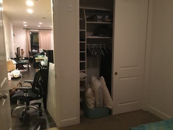 Menlo Park Room with own bathroom for sublet March-June 30 4