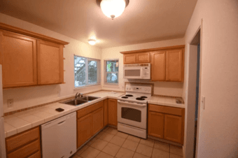 2b1b 850sqft downtown Menlo Park sublease 10 mins bike to stanford 3