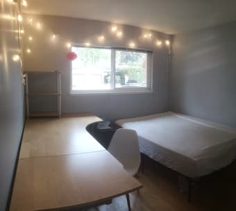 Private bedroom (2b1b) in MP downtown 10 min bike to campus 2