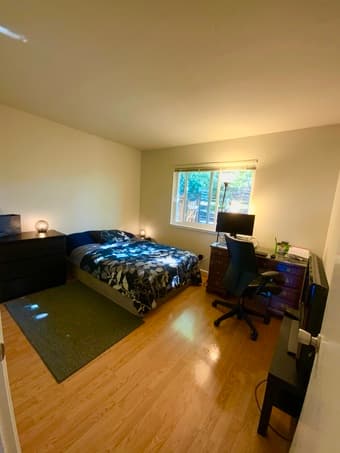 1bd in 2bd/1ba apartment in Palo Alto-$1270. Utilities included. 3