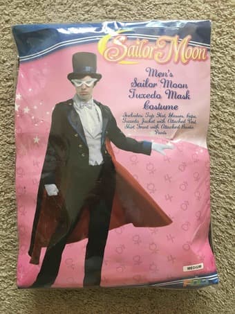 halloween costume: 2