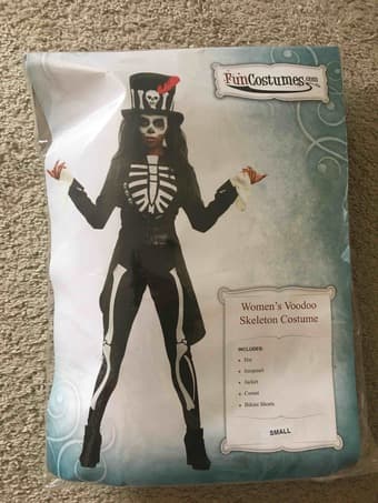 halloween costume: 4