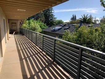 1 furnished room available for sublet in downtown Palo Alto 4