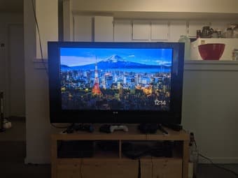 42" LG 3