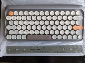 Lofree "Four Seasons" mechanical keyboard 1