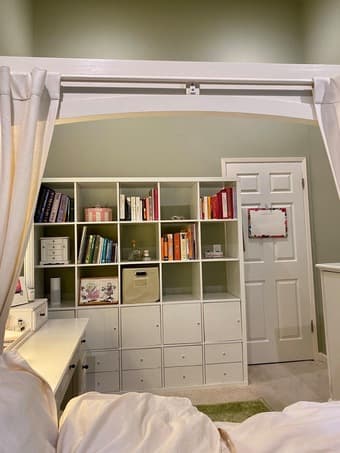 Large Guest Room with Shared Bath in Beautiful RWC House [Female Only] 4