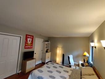Spacious Private Bedroom in a Beautiful Home (15 min bike to Stanford) 2