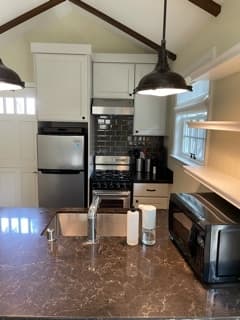 Downtown Sunnyvale 1BR Cottage Available September 4 4