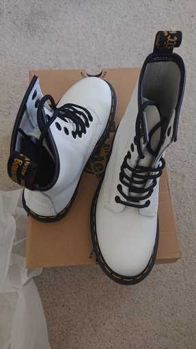Dr Martens 1460 White 8 Eye Boots Size EU36 $140 (brand new) 2
