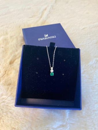 Swarovski's White Rhodium Emerald necklace 2