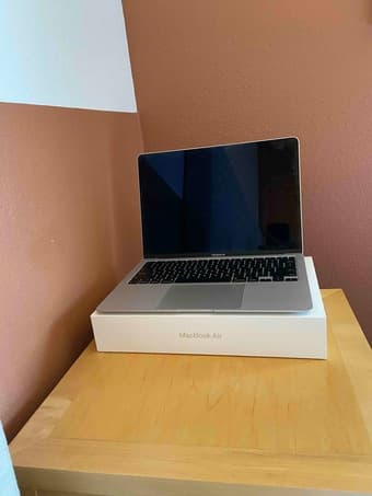 2020 13-inch MacBook Air - Silver w/ AppleCare+ through 2023 2