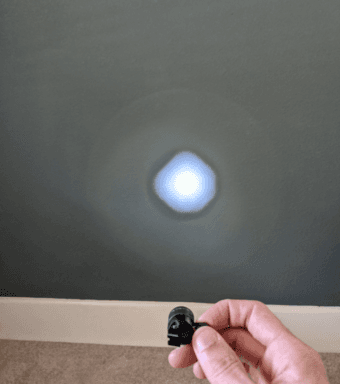 Designs for Vision (DVI) LED DayLite light for surgical loupes 4