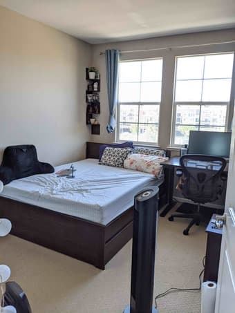 Housemates for townhouse in Redwood city overlooking the bay 3