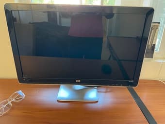 23" Monitor for sale 1