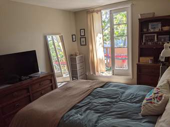 Large, bright 4BR/2.5 bath with balcony in Menlo Park - $5,500/month 2