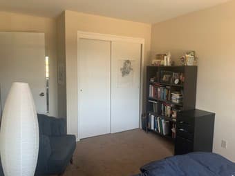 One Bedroom Available in a 3Bed/2Bath (Redwood City) 4