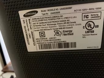 Samsung TV, 1080p, 40" Measured Diagonally 2