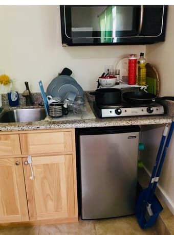 Cozy furnished studio near Stanford, Facebook, downtown PA from Aug 1s 2