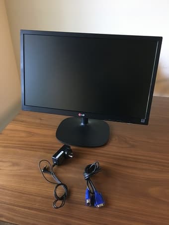 LED monitor 1