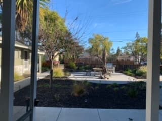 1 bedroom available in a 2 bedroom/1 bathroom apartment in Palo Alto 4