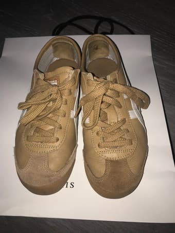 Women size 5 Onitsuka Tiger sneakers 1