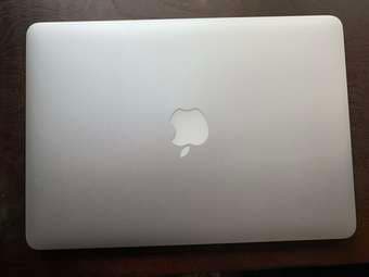 2013 MacBook Pro 13 inch, power adaptor included 1