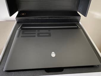 Alienware Area51m R2 RTX 2080 Super Max-P 3