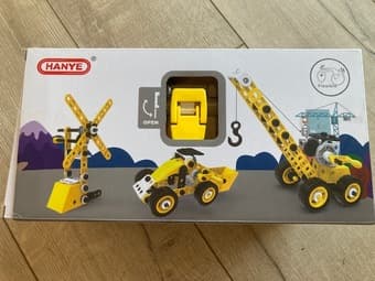 Brand New Build & Play  toy 2