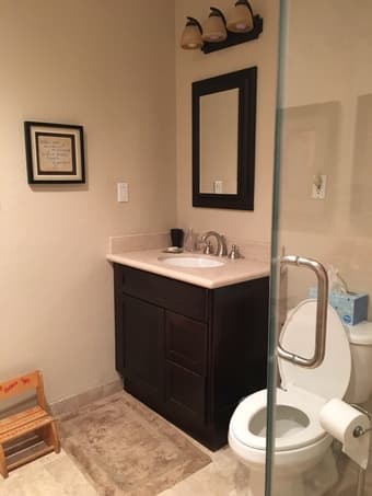 Fall Qtr - private room and bath avail in Redwood City home 3