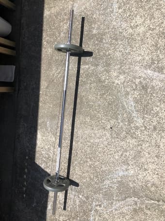 Fitness Items Barebell with weights, Exercise bike 2