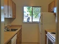 Spacious private room in Menlo Park. 10 min bike to Stanford 2