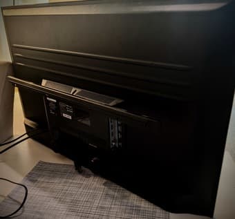 Insignia 39" Class LED HD TV 2