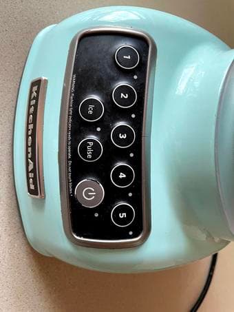 KitchenAid 5 speed blender 1