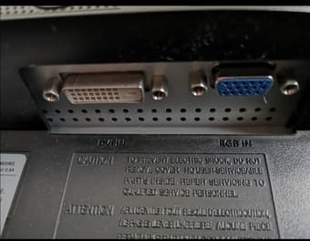 Monitor 23" Samsung S2333SW 2