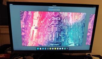 Samsung 32" WQHD (2560x1440) LED Monitor (LS32D85KTSR/ZA) 1