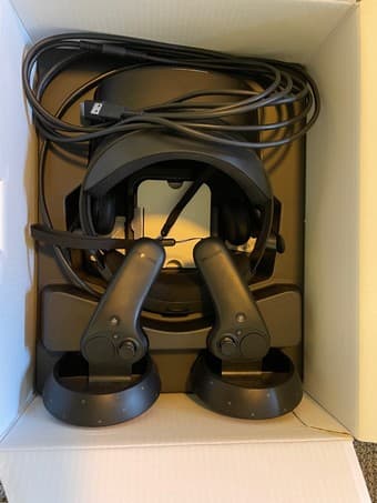 Samsung Odyssey Plus VR Headset 1