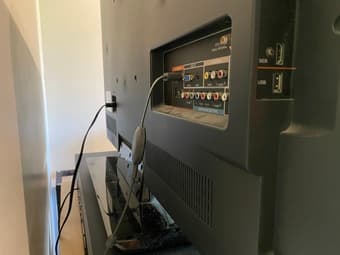 Vizio 1080p TV + Klipsch SB120 soundbar + Chromecast 2