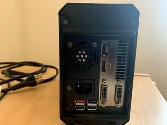 Gigabyte AORUS Gaming Box GTX 1070 external GPU 2