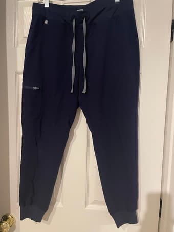 Women's FIGS (Zamora Jogger) Petite Medium 2