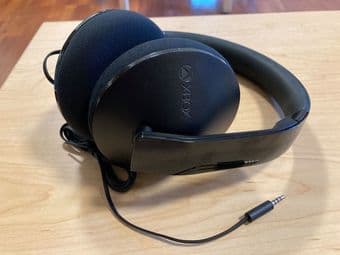 XBOX One Headphones (BRAND NEW/UNUSED) 1