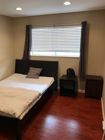 long-term lease 7min from campus 3