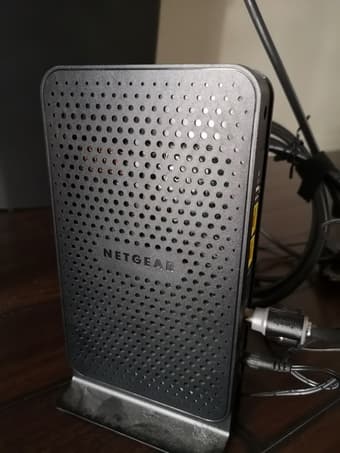 Netgear C3000 cable modem + wifi router DOCSIS3.0 2