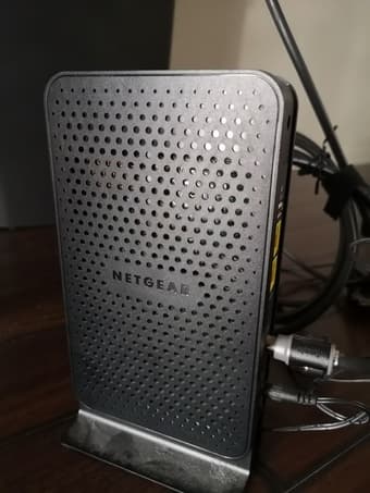 Netgear C3000 cable modem + wifi router DOCSIS3.0 2